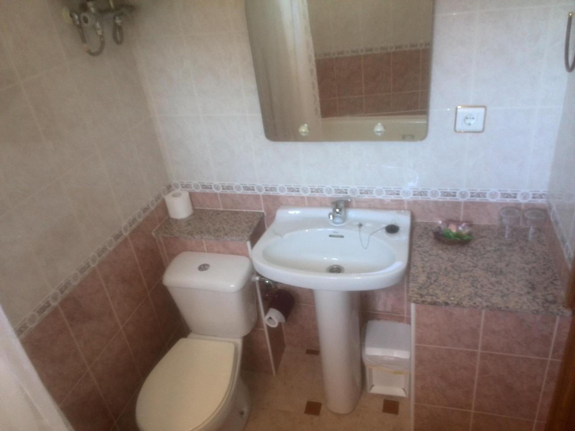 Hostal Yuste Garganta la Olla Δωμάτιο φωτογραφία