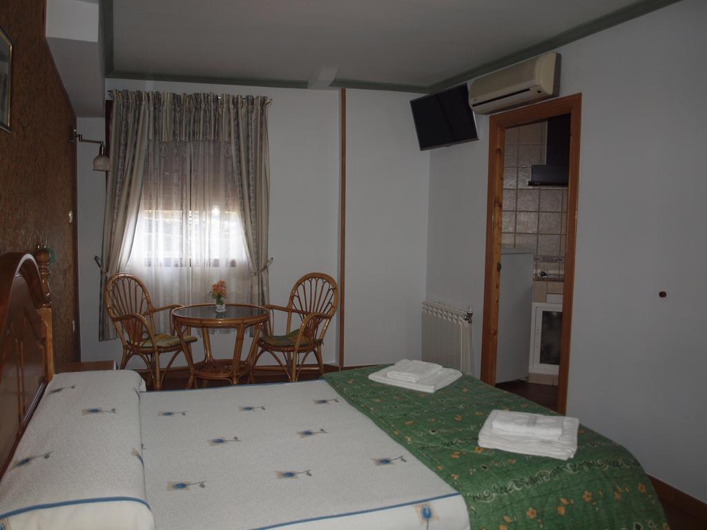 Hostal Yuste Garganta la Olla Εξωτερικό φωτογραφία